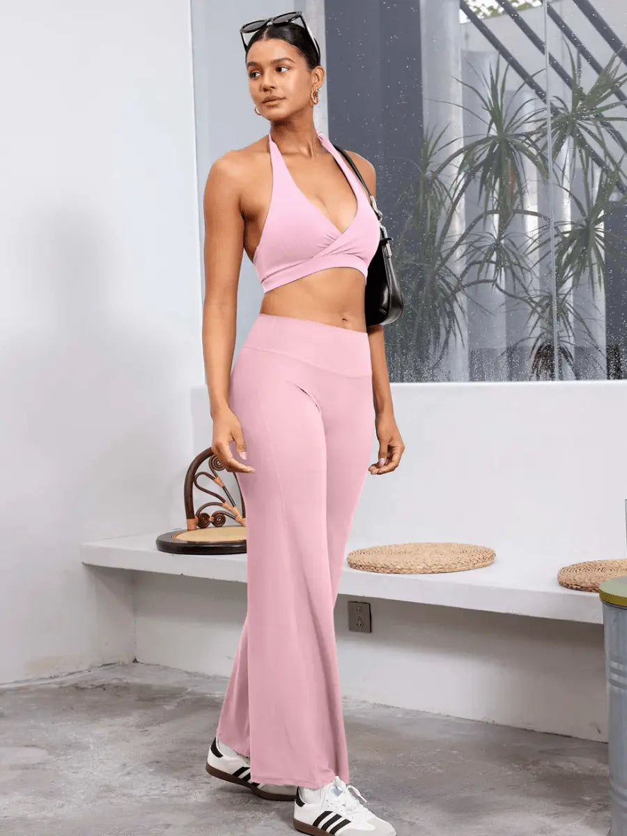 AMÍLIE™ SoftLift Halter Sports Bra - LEVEFIT