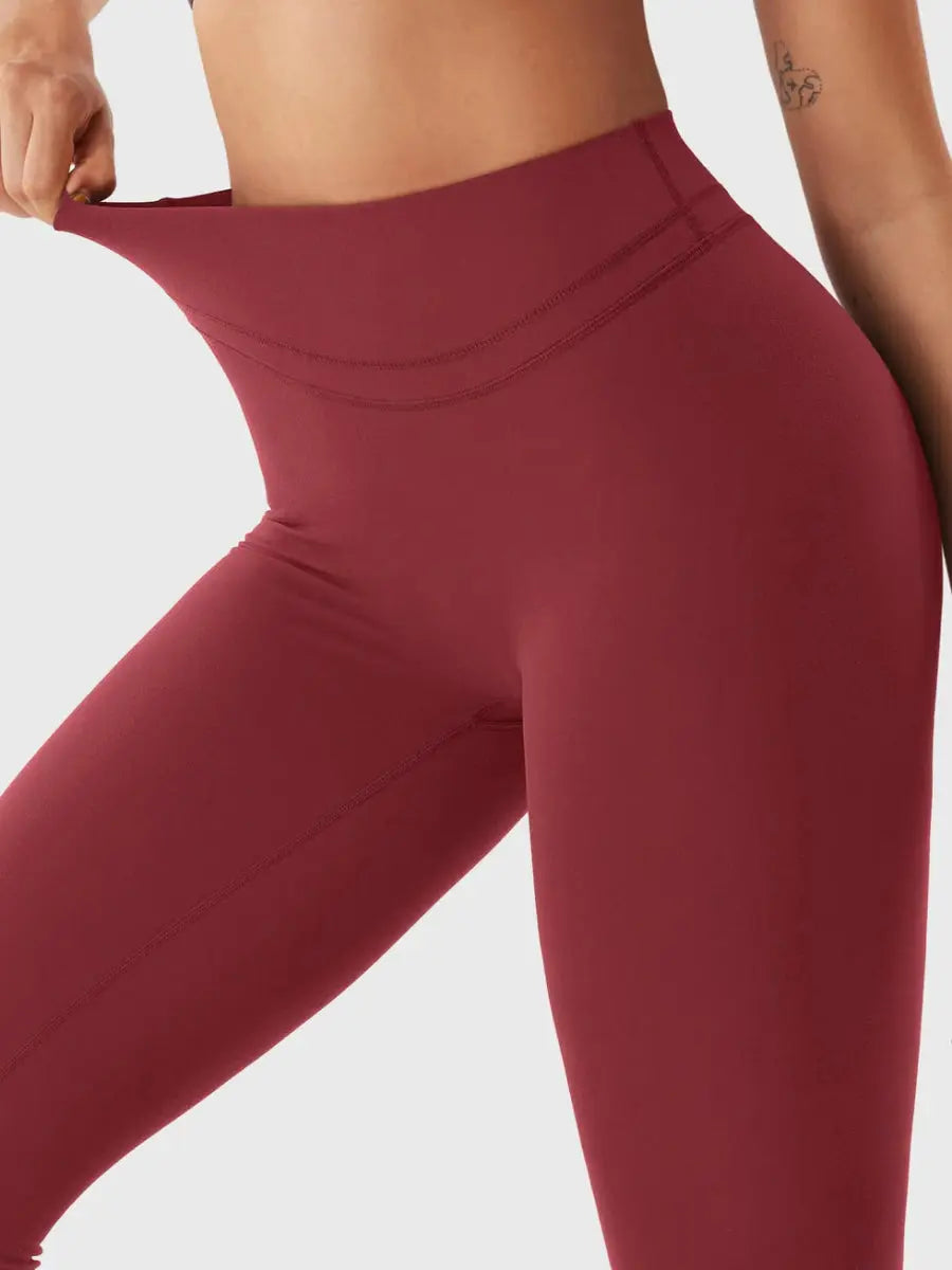 Lumëa™ Sculpt Leggings – Garnet Red (26") - LEVEFIT