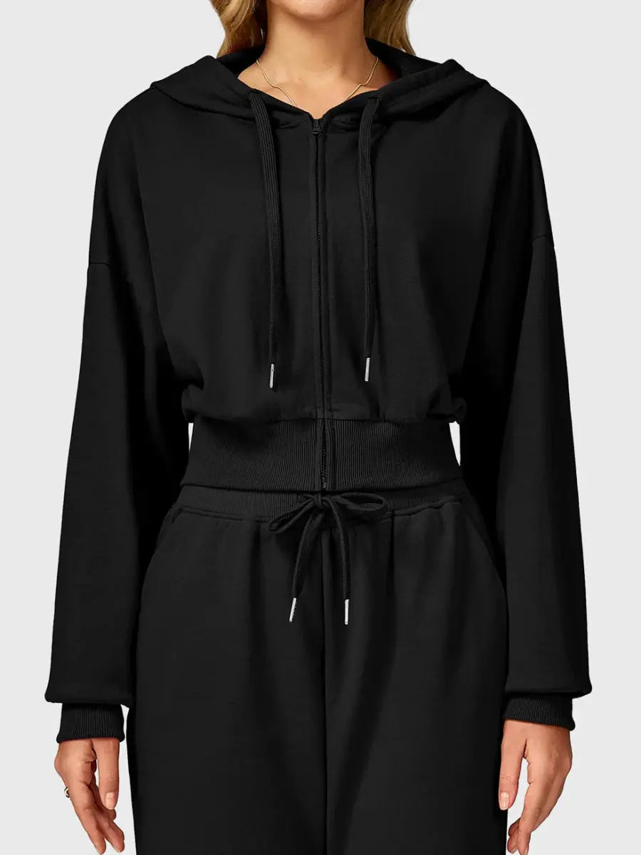 VÉRA™ Cropped Zip Hoodie – Tiefschwarz - LEVEFIT